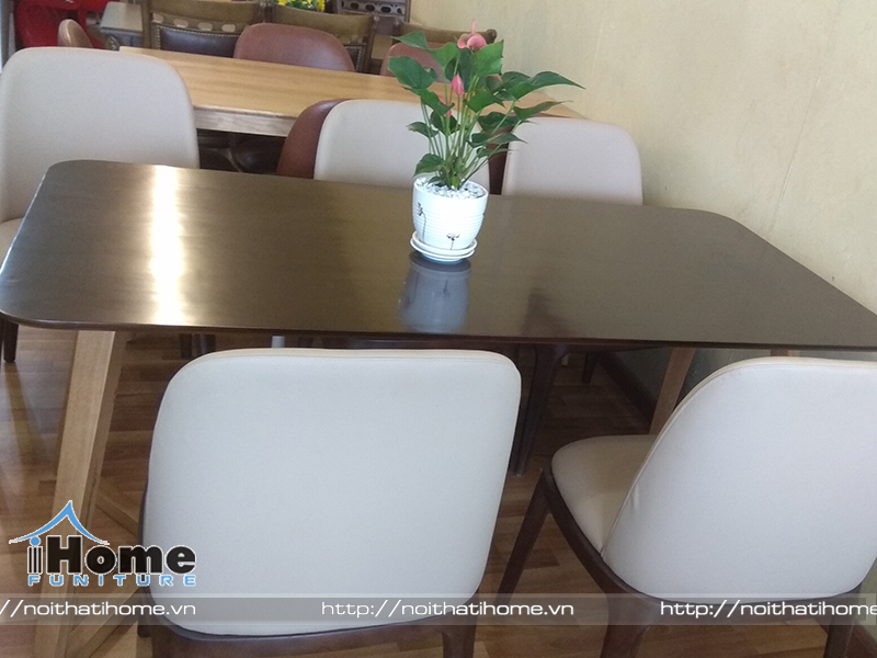 Làm bàn ghế ăn tại hải phòng